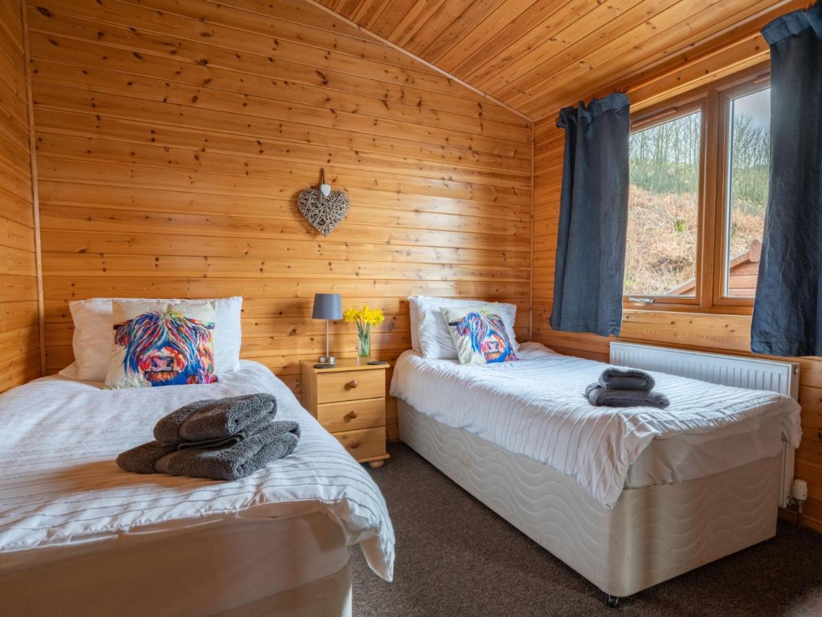 Chalet Loch Leven Lodge 12 By Interhome Kinross Bagian luar foto