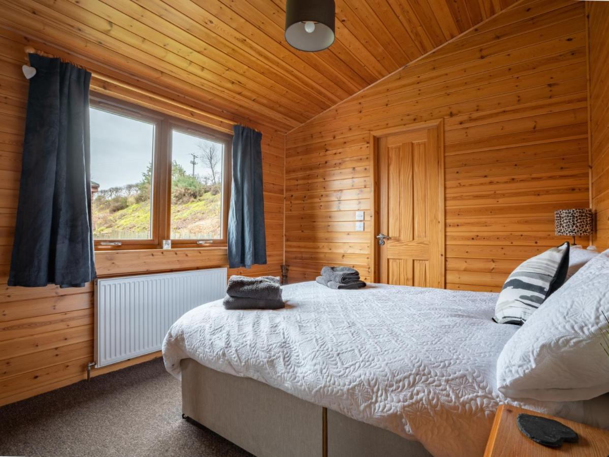 Chalet Loch Leven Lodge 12 By Interhome Kinross Bagian luar foto